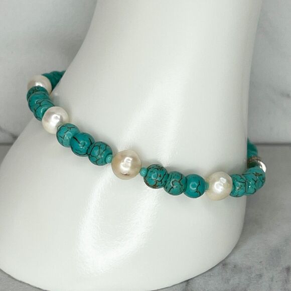 Faux Turquoise Faux Pearl Beaded Screw Clasp Bracelet - Picture 1 of 8